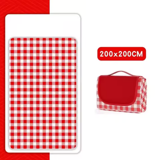 Rote Picknickdecke mit weißem Karomuster, 200x200 cm, zusammengefaltet als tragbare Tasche. Ideal für Outdoor-Aktivitäten und Camping.