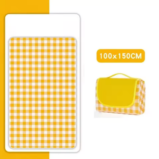 Gelbe Picknickdecke mit Karomuster, 100x150 cm, zusammengefaltet als tragbare Tasche. Ideal für Outdoor-Aktivitäten und Camping.
