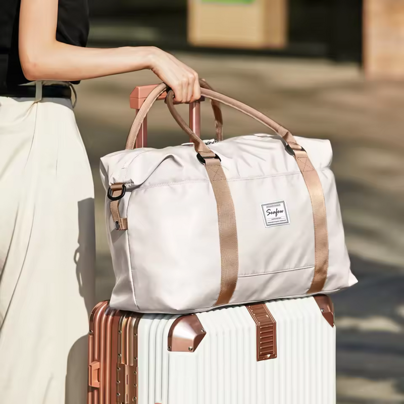 Laden Sie das Bild in Galerie -Viewer, HW Große Reisetasche | Wasserabweisende Handgepäcktasche für Flugreisen
