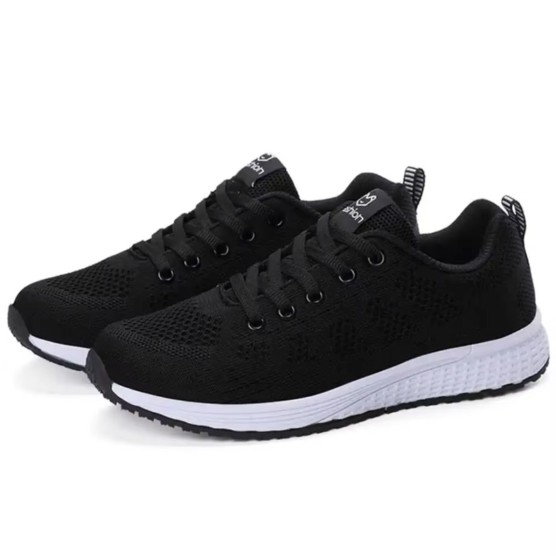 Laden Sie das Bild in Galerie -Viewer, Schwarze Sportschuhe mit weißer Sohle, atmungsaktives Mesh-Obermaterial, ideal für Laufen und Fitness, modisches Design, bequeme Passform.
