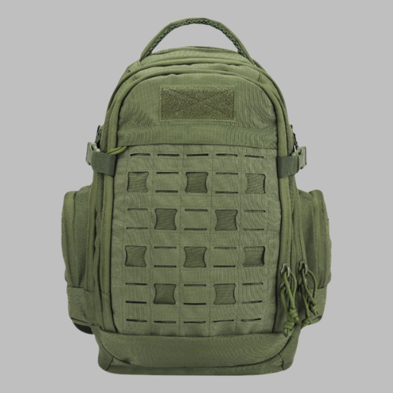 Laden Sie das Bild in Galerie -Viewer, Grüner taktischer Rucksack mit MOLLE-System, robustem Design und mehreren Fächern, ideal für Outdoor-Aktivitäten und Wandern.
